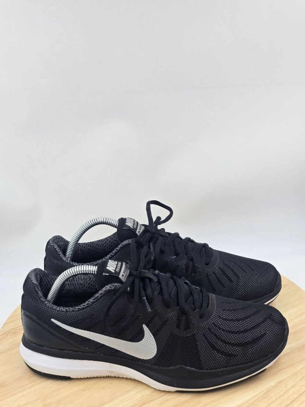 Nike In Season TR7 Womens Sz 10 Trainer Gym Athletic Sneakers Shoes 909009-001